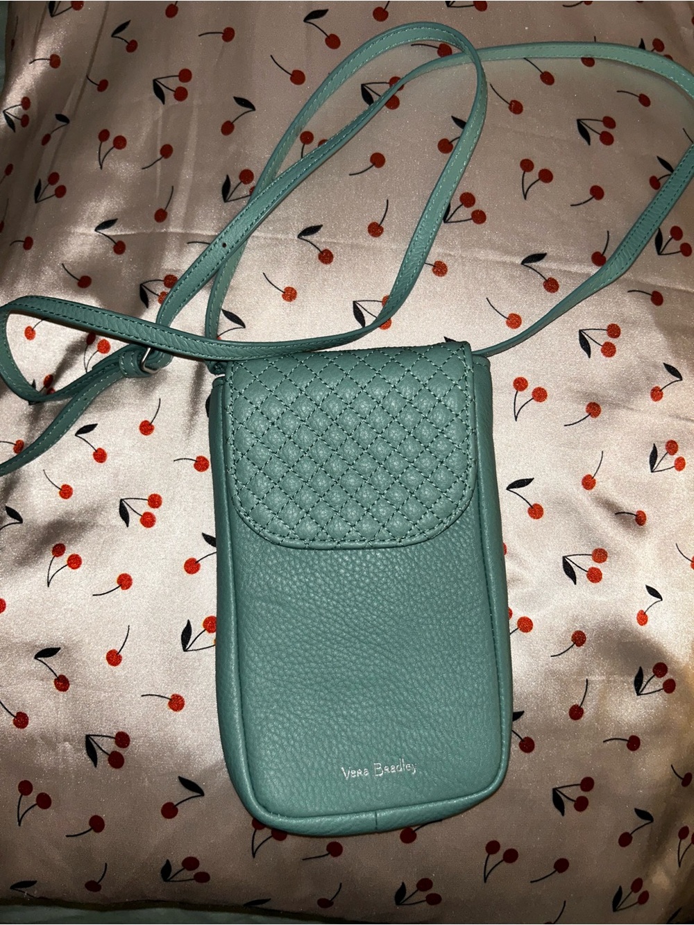 Gently Loved Vera Bradley RFiD Carson Wallet